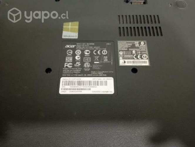 Notebook tamaño pequeño y liviano en buen estado