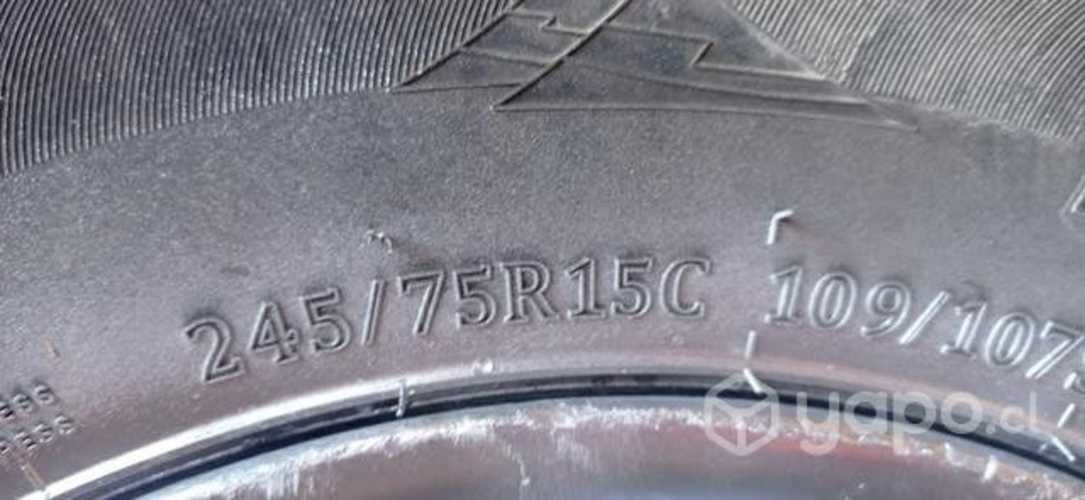 Neumáticos y llantas aro 15