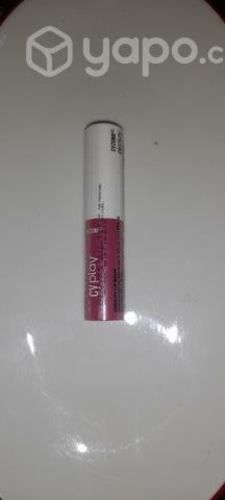 hidratante en barra para labios fucsia