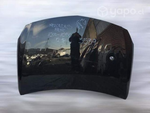 Capot mercedes benz A200-A
