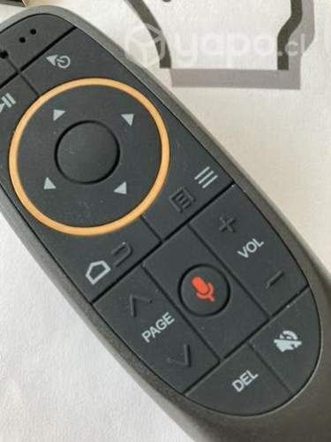 Control remoto universal con control de voz