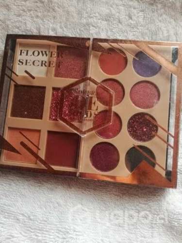 Paleta de maquillaje