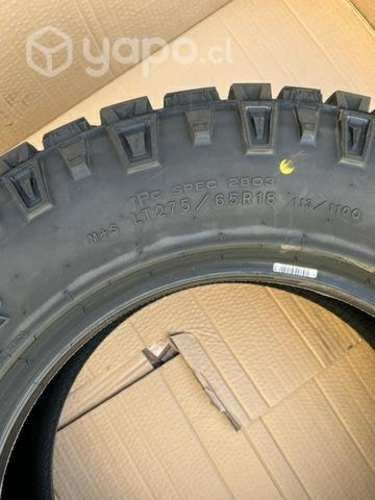 Neumático goodyear wrangler duratrac 275/6518