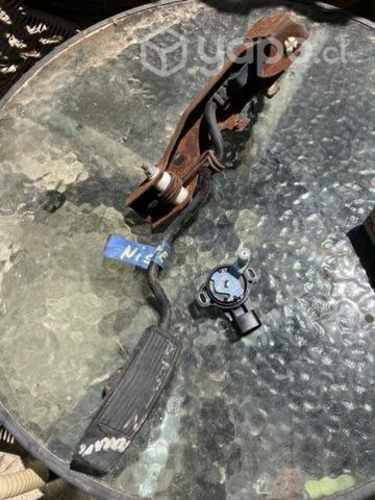 Pedal y sensor acelerador