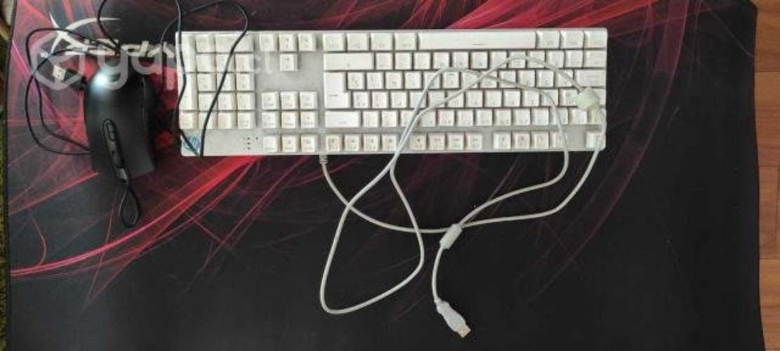 Pc gamer + mouse teclado y mouse pad