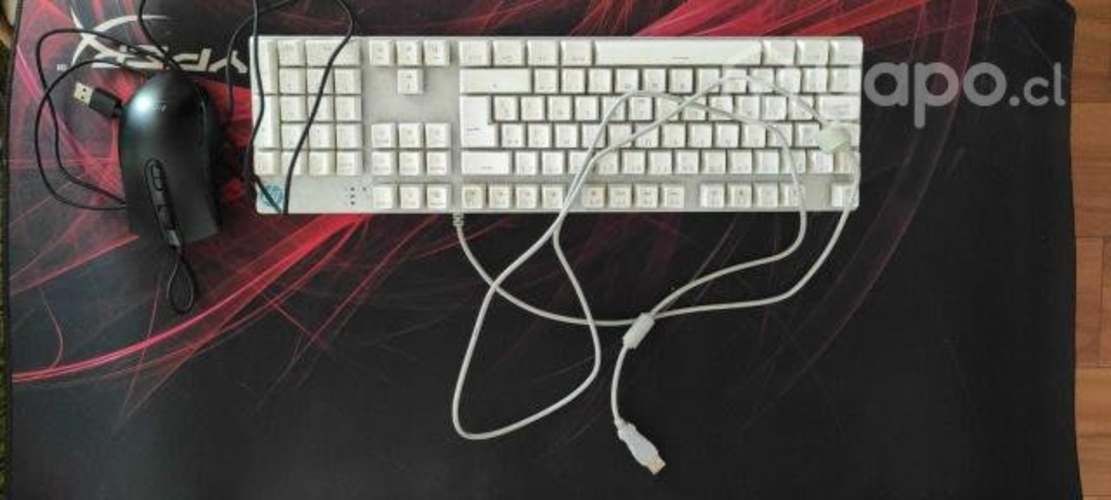 Pc gamer + mouse teclado y mouse pad