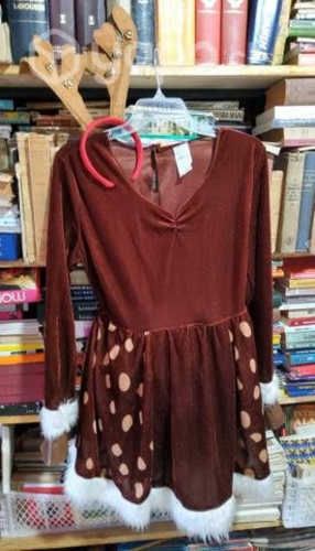 Hermoso vestido disfraz de ciervo, en terciopelo