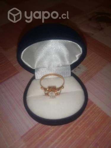 Anillo oro 18 k con piedra