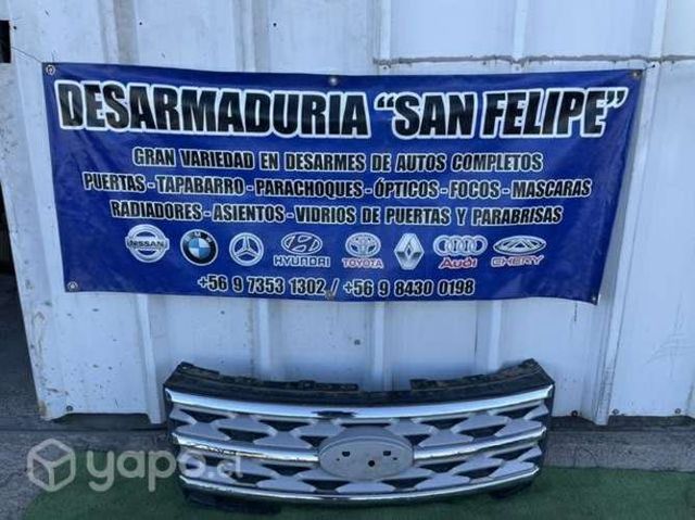 Máscara Ford Explorer