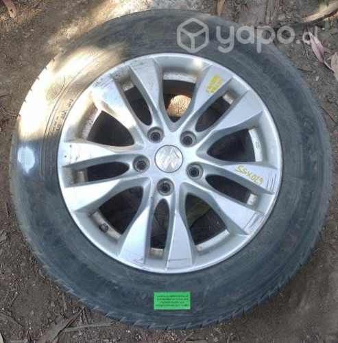 Llanta Aluminio Detalle Con Neumático Suzuki SX4