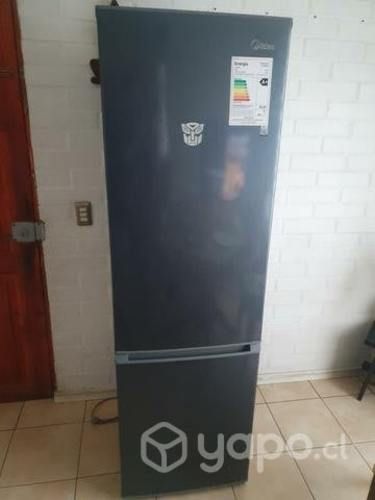 Refrigerador detalles a la vista funcionando al