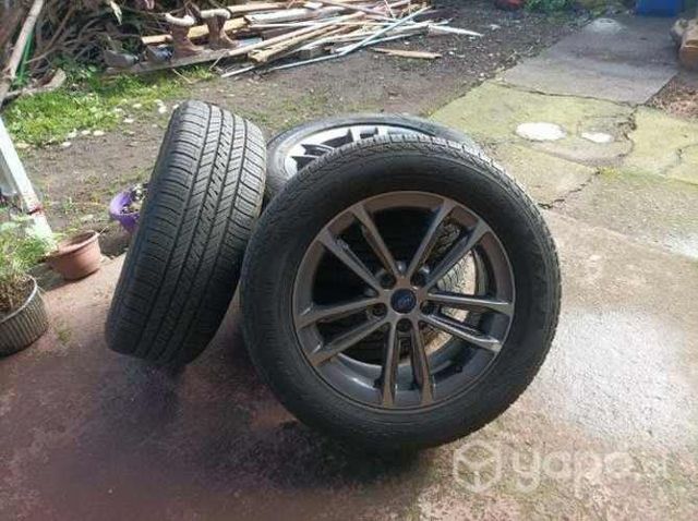 Llantas con neumáticos de Ford territory