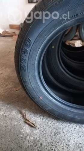 Neumáticos prácticamente nuevos
