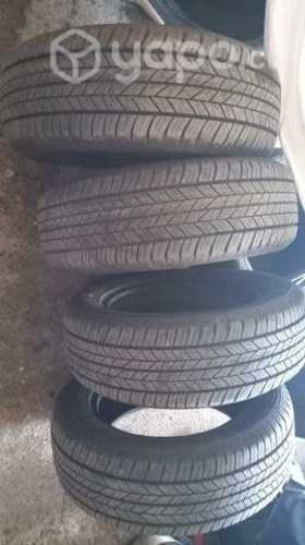 Neumáticos prácticamente nuevos