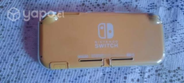 Switch lite amarilla