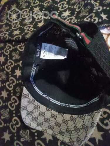 Gorro y Bufanda de marca