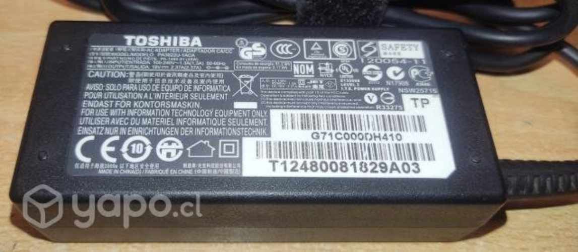 Cargador Toshiba Negra 19V 2.37A