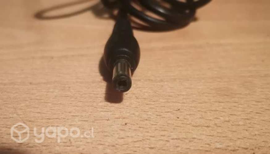 Cargador Toshiba Negra 19V 2.37A