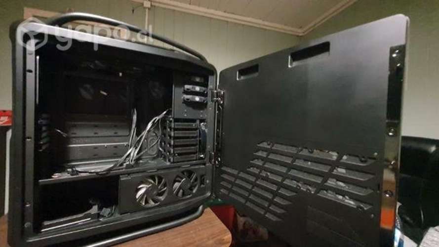 Gabinete Cooler Master Cosmos ll