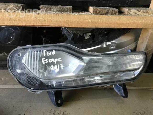 Neblinero Ford Escape