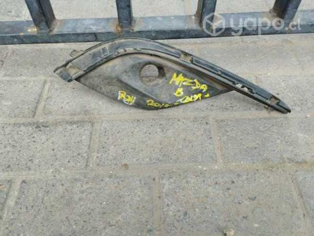 Tapa neblinero Mazda 