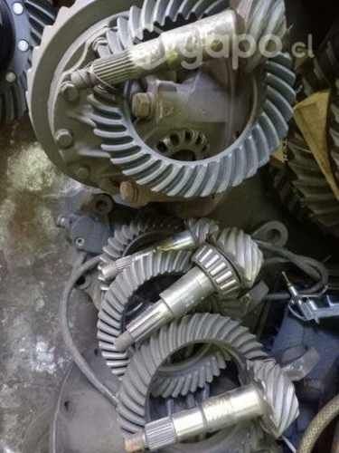 Conjunto corona y piñon 7×41 similar Isuzu