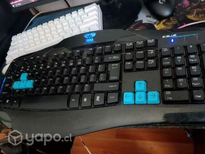 Teclado gamer y