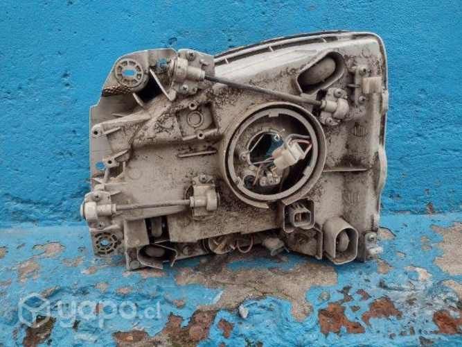 Óptico izq Kia frontier 02-05