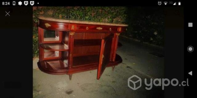 Biffe luis xv caoba con mármol rosado veteado