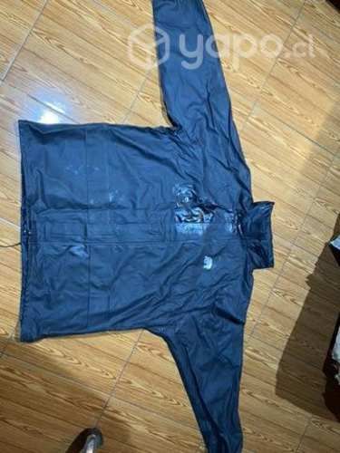 Traje impermeable poliuretano