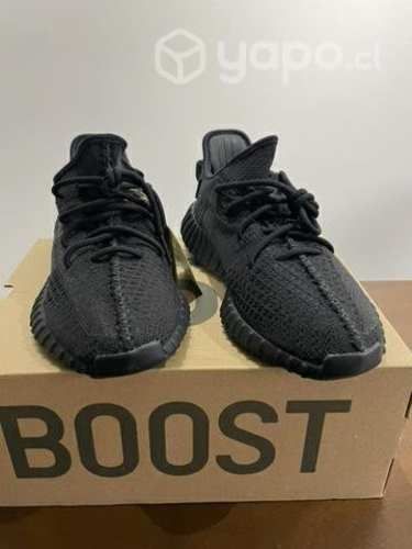 YEEZY 350 v2 onyx 9,5