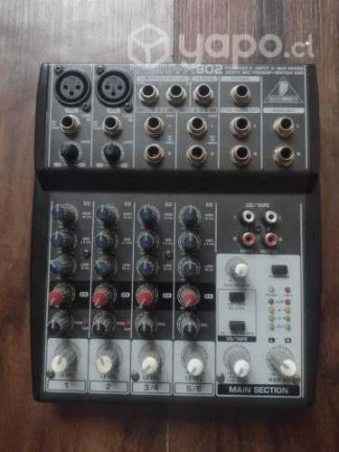 Mesa de mezcla(mixer) Behringer Xenyx 802