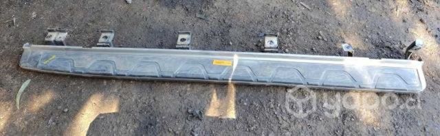 Pisadera Izquierda Ssangyong Musso 2021