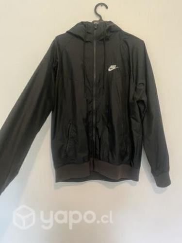 Cortavientos Nike negro