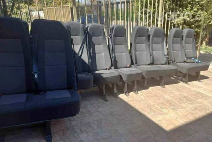 Asientos Ford transit año 2023