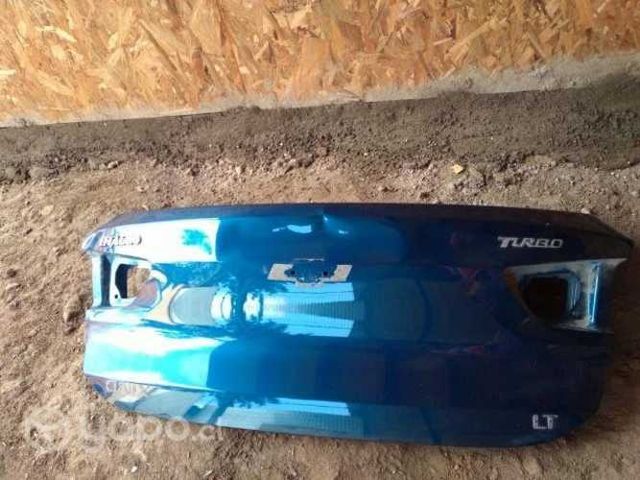 Tapa maleta onix turbo sedán