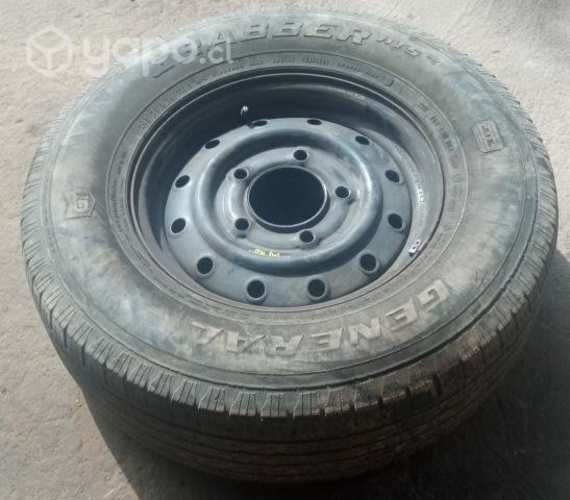 Llanta Fierro Con Neumático Mahindra Pick