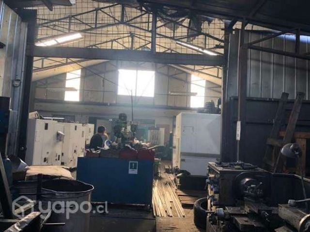 Galpón taller en santiago 300 m2