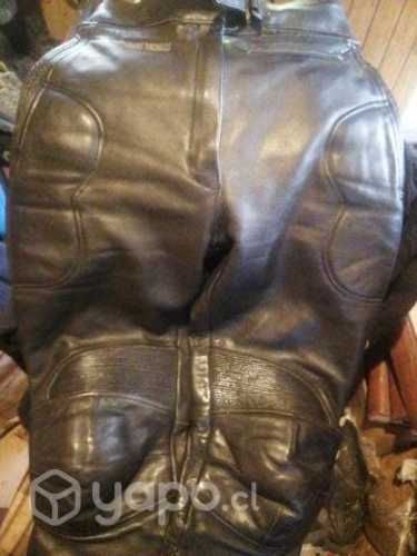 Pantalón de MOTOQUERO