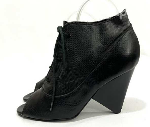 Botín Tipo Zapato de Cuero Marca Mor N°39 Negro