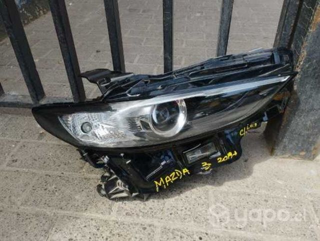 Optico Mazda 3 con led 2019 2023