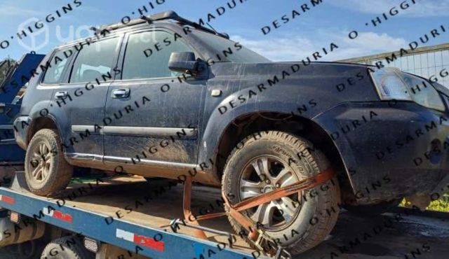 Nissan X-Trail 2011 2.5 Puerta delantera derecha