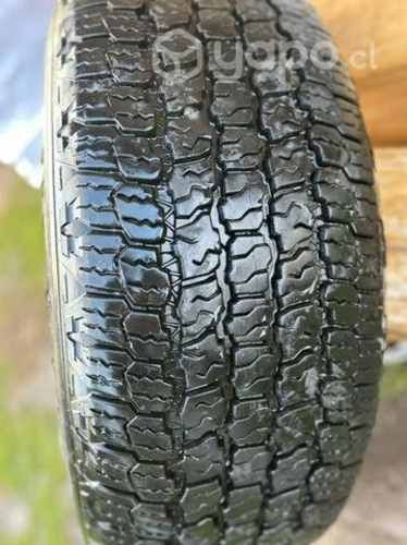 4 Llantas con neumáticos 275/55 R20 nuevos, Aro 20