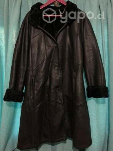 Abrigo cuero negro talla l