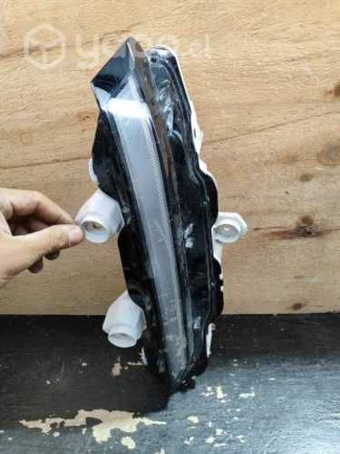 Neblinero Peugeot 208 LH Peugeot 2008 /rgd01m02j