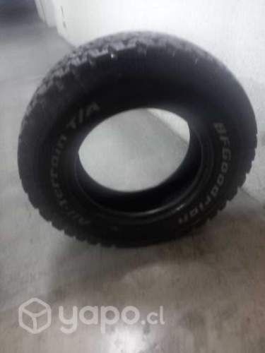 Neumático BFGoodrich LT235/70/R16