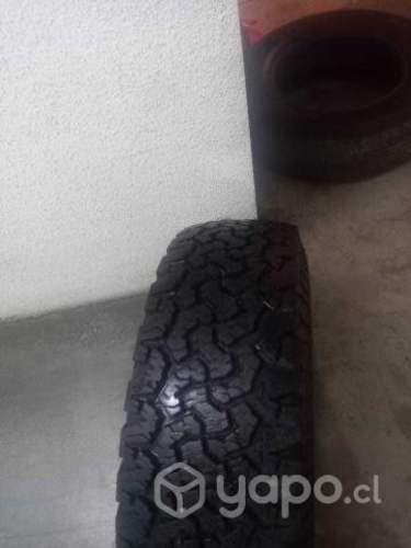 Neumático BFGoodrich LT235/70/R16