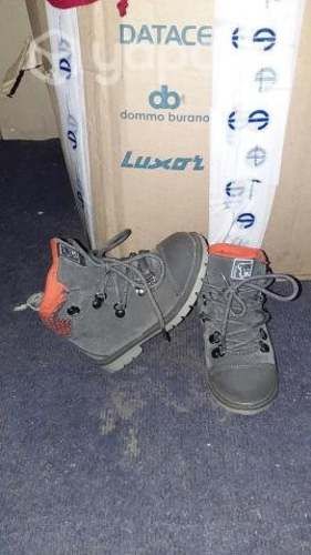 Zapatos o bototos pillín