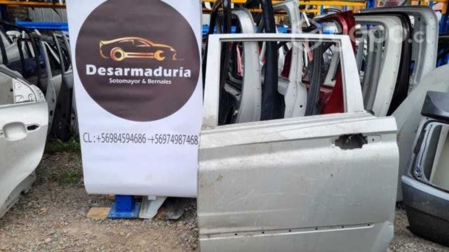 Puerta actyon trasera lh 1.6