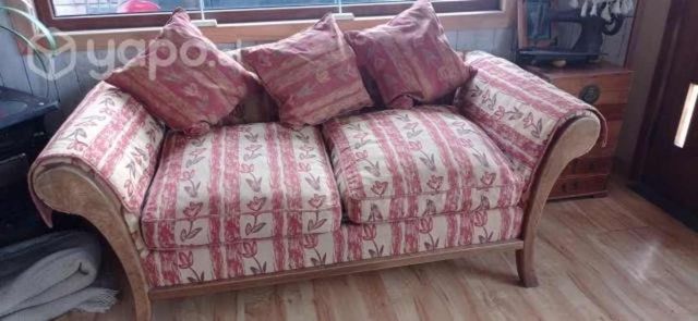 Bello sofà vintage.